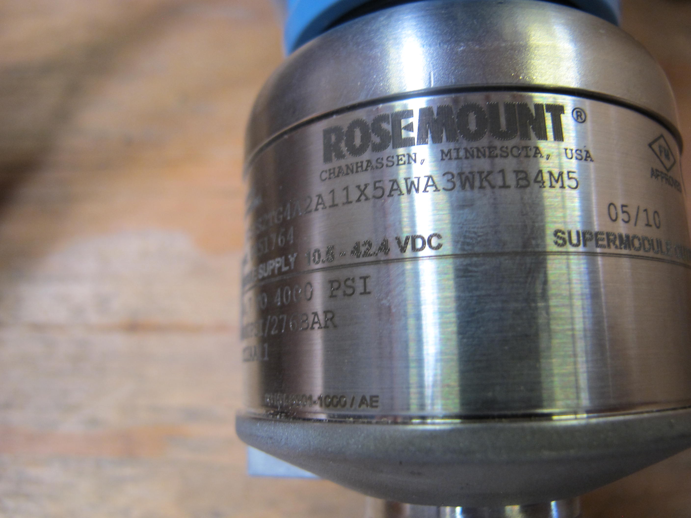 LOT TO INCLUDE: (1) ROSEMOUNT TRANSMITTER MODEL# 3051S2TG4A2A11X5AWA3WK1B4M5 (1) USER CONFIGURABLE BURST RATE, 2.4 GHZ DSSS, WIRELESS HART HOUSING/CONDUIT: WIRELESS PLANTWEB HOUSING, ALUMINUM, (1) CHASSIS, IO TYPE, 16 SLOT RTP2300 EXPANSION I/O KIND. 115/230 VAC, (1) HOUSING, STANDARD NEST KIND, STL MATERIAL, (2) GAUGES, FLOW TYPE, 6 INCH GAUGE FACE SIZE, 0-9000 GPM RANGE, 1/4" NPTF TOP AND BOTTOM CONNECTION. SWP 500 PSI, HOUSING SST BELLOWS SST, FILL ETHYLENE- GLYCOL & WATER, O-RINGS VITON DIFF. LOADING & HANDLING FEE $15-4142